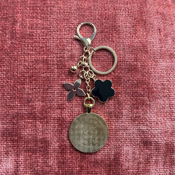 CLOVER CLOVER Bag Charm Brown Black Gold Tone Charms - Picture 6 of 8